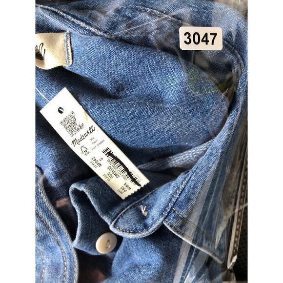 Madewell Chambray Top  Denim Darted Button Up Shirt Winnset Wash Blue NWT Small - Picture 12 of 12
